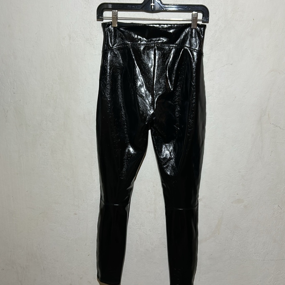 Spanx SPANXshape™ Faux Leather Patent Leggings Size Small - Picture 6 of 10